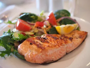 balsamic-salmon-catering